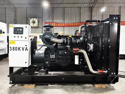 24-600kVA (Motor Cummins DCEC)